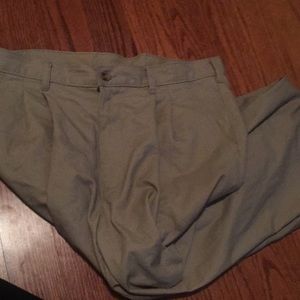 Men’s khakis